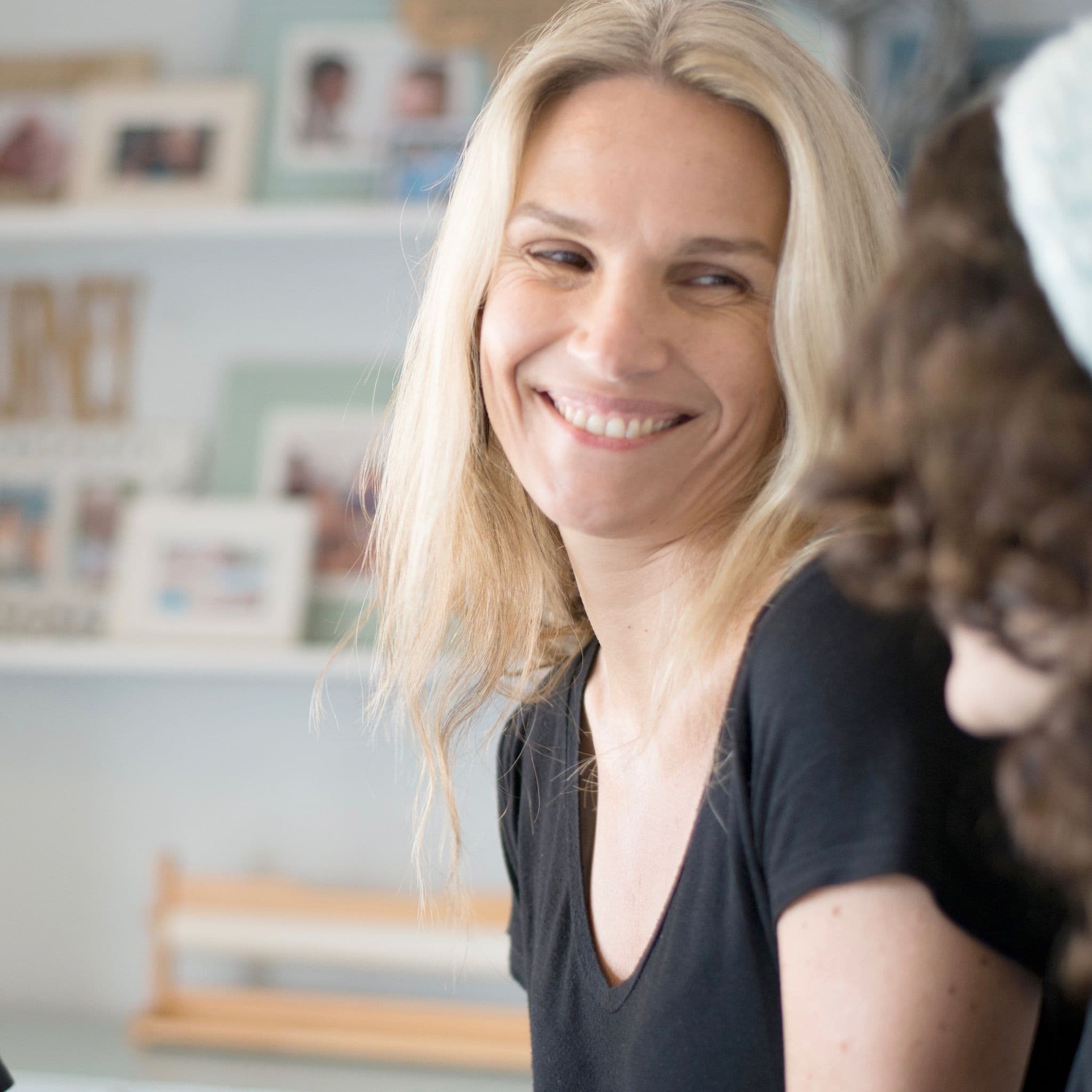 Turn around and touch the girl